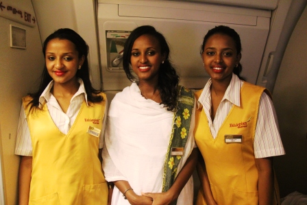 خانم های مهماندار در پروازهای آفریقایی+عکس